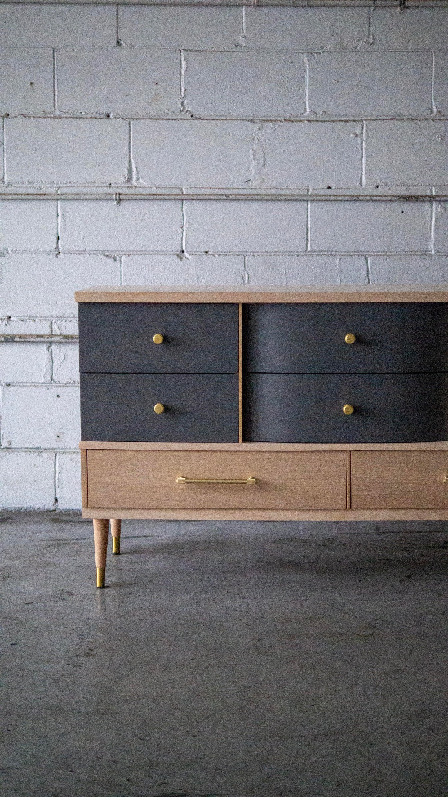 Scandinavian White Wood Dresser Set