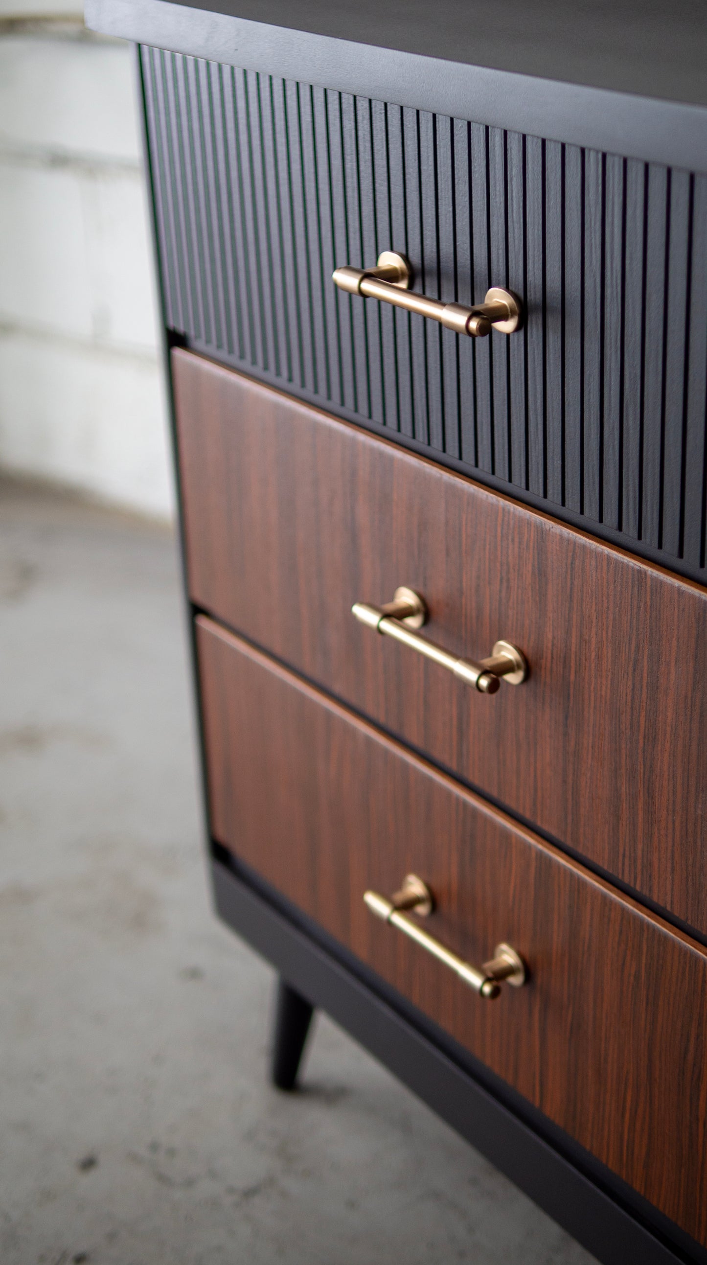 Rosewood MCM Dresser Or Bedroom Set