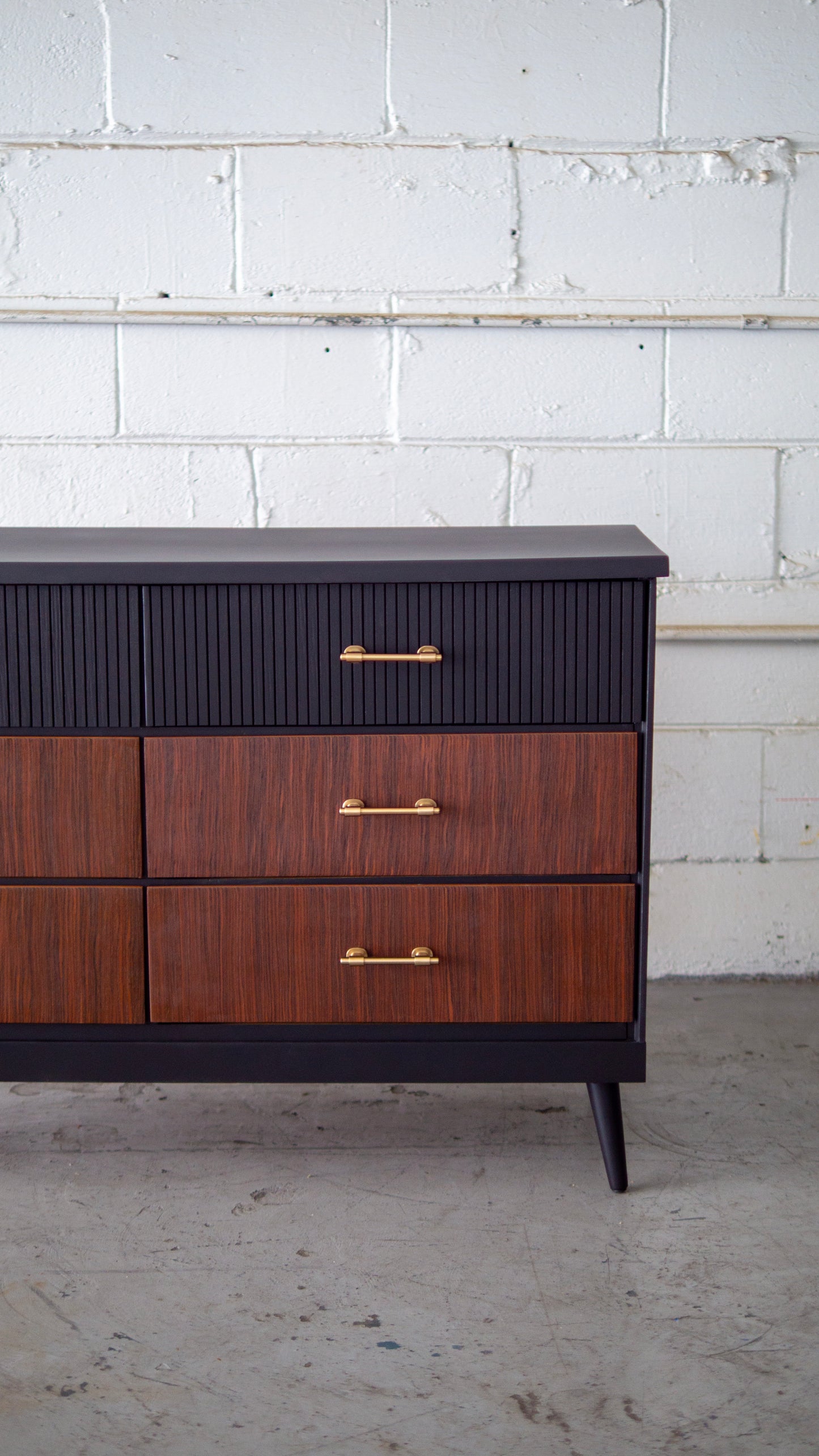 Rosewood MCM Dresser Or Bedroom Set